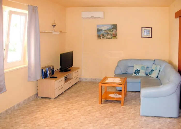 Giljo-1 By Interhome *