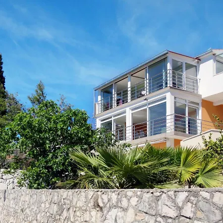 Giljo-1 By Interhome