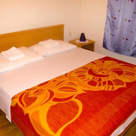 Appartement Giljo-1 By Interhome